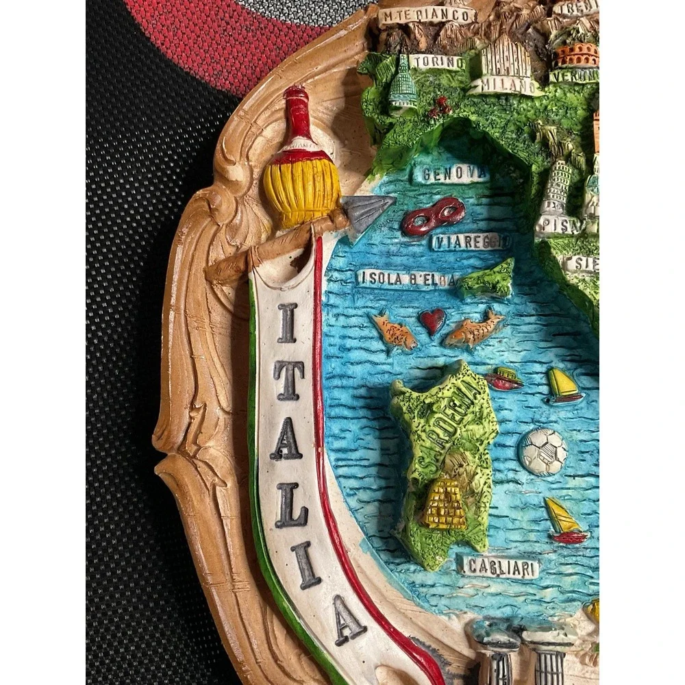 Vintage‎ Legnoart Italy Wall Plaque 3D Resin Map Diorama with Scrolled Accents